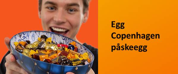 Egg Copenhagen påskeegg vist av ung mann