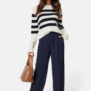 Happy Holly Striped O-neck Knitted Sweater White/Striped 40/42