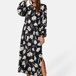 Happy Holly V-neck Raglan Viscose Dress Black/Patterned 48/50