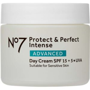 No7 Protect & Perfect Intense Advanced Day Cream Suitable For Sensitive Skin SPF15 - 50 ml