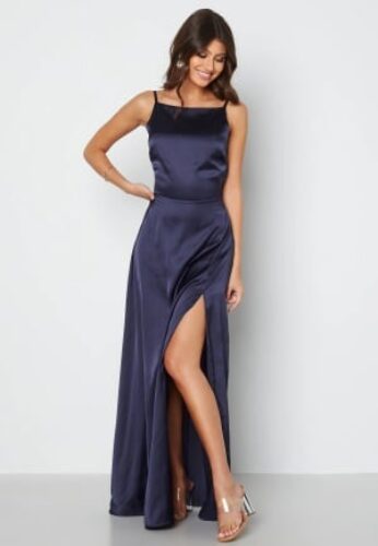 Bubbleroom Occasion Drapy-Back Slit Satin Gown Navy 40 – 7333340309063