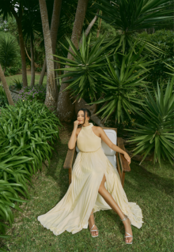 Bubbleroom Occasion Pleated Halter Neck Gown Cream 34 – 7333340288009