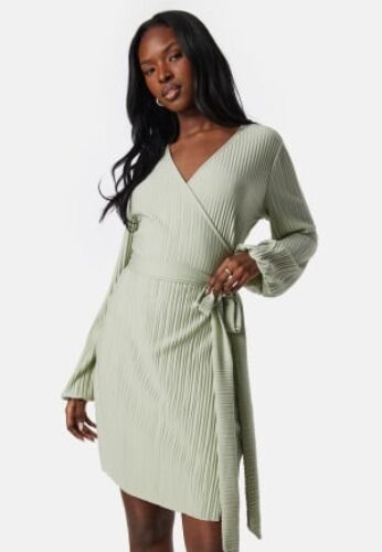 BUBBLEROOM Pleated Wrap Short Dress Dusty green L – 7333340320679