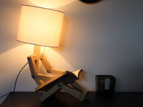 Emil sittende lampe – 4260767640307