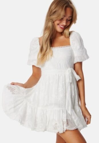 FOREVER NEW Charlize Embroidered Mini Dress White 42 – 9360454271946