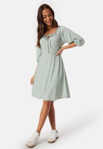 Happy Holly Soft Puff Sleeve Dress Green/Floral 44/46 – 7333340300244