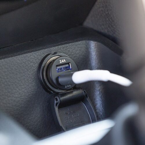 Linocell USB-billader med to USB-porter 4,8 A Svart – 7330985133527