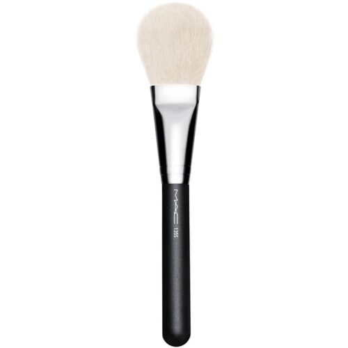 MAC Cosmetics 135S Large Flat Powder Brush – 0773602470754