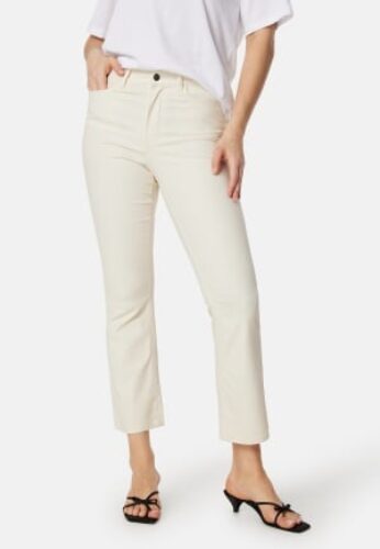 Object Collectors Item Belle 7/8 Coated Flared Pant Sandshell XS – 5713786286395