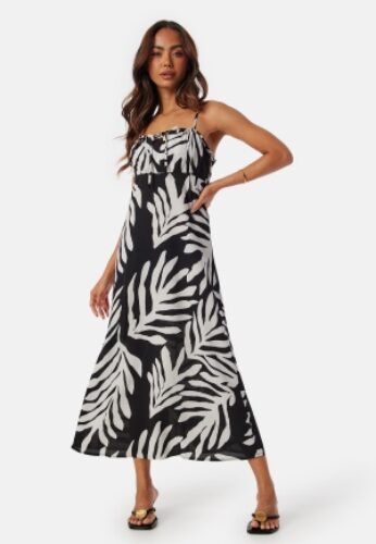 ONLY Onlnova life lux alexa long dress Black/Patterned S – 5715516324209
