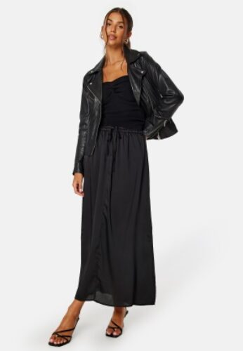 ONLY Suzette Ankel Long Satin Skirt Black XS – 5715431999223
