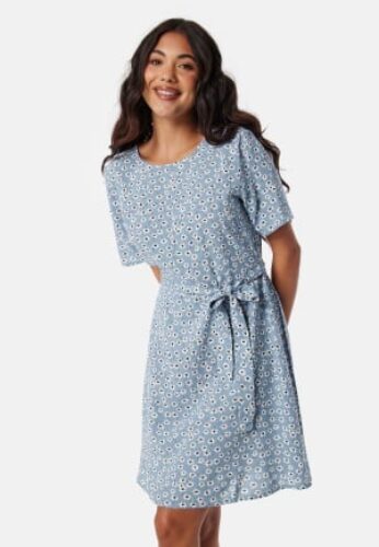 Pieces Pcnya SS Short Dress Faded Denim AOP:Seaside Flower XL – 5715512885438