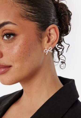 VILA VIKYREN BOW EARRINGS/EF Cloud Dancer Onesize – 5715612343241