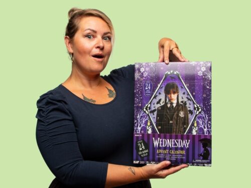 Wednesday Julekalender – 4895205618435